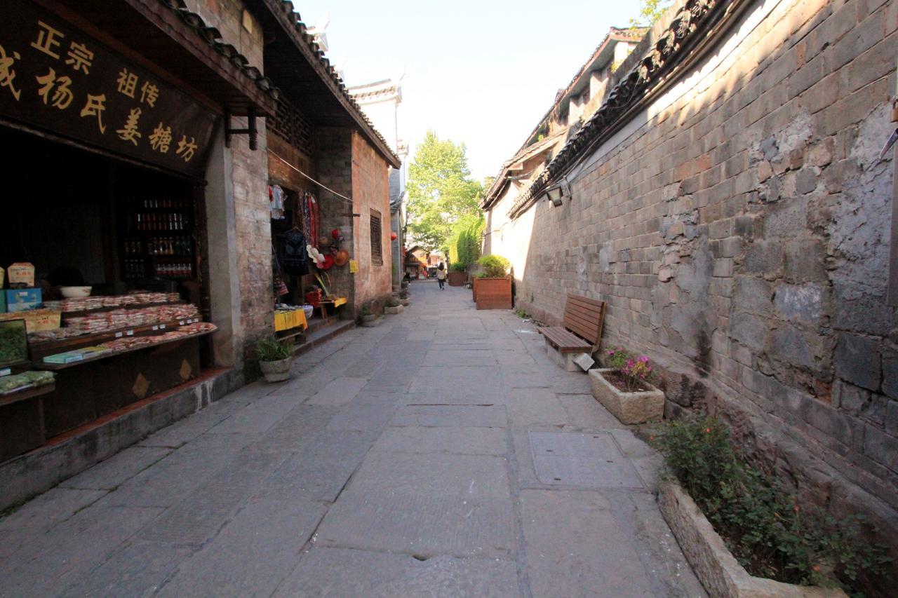 凤凰又见青檐民宿 Buitenkant foto